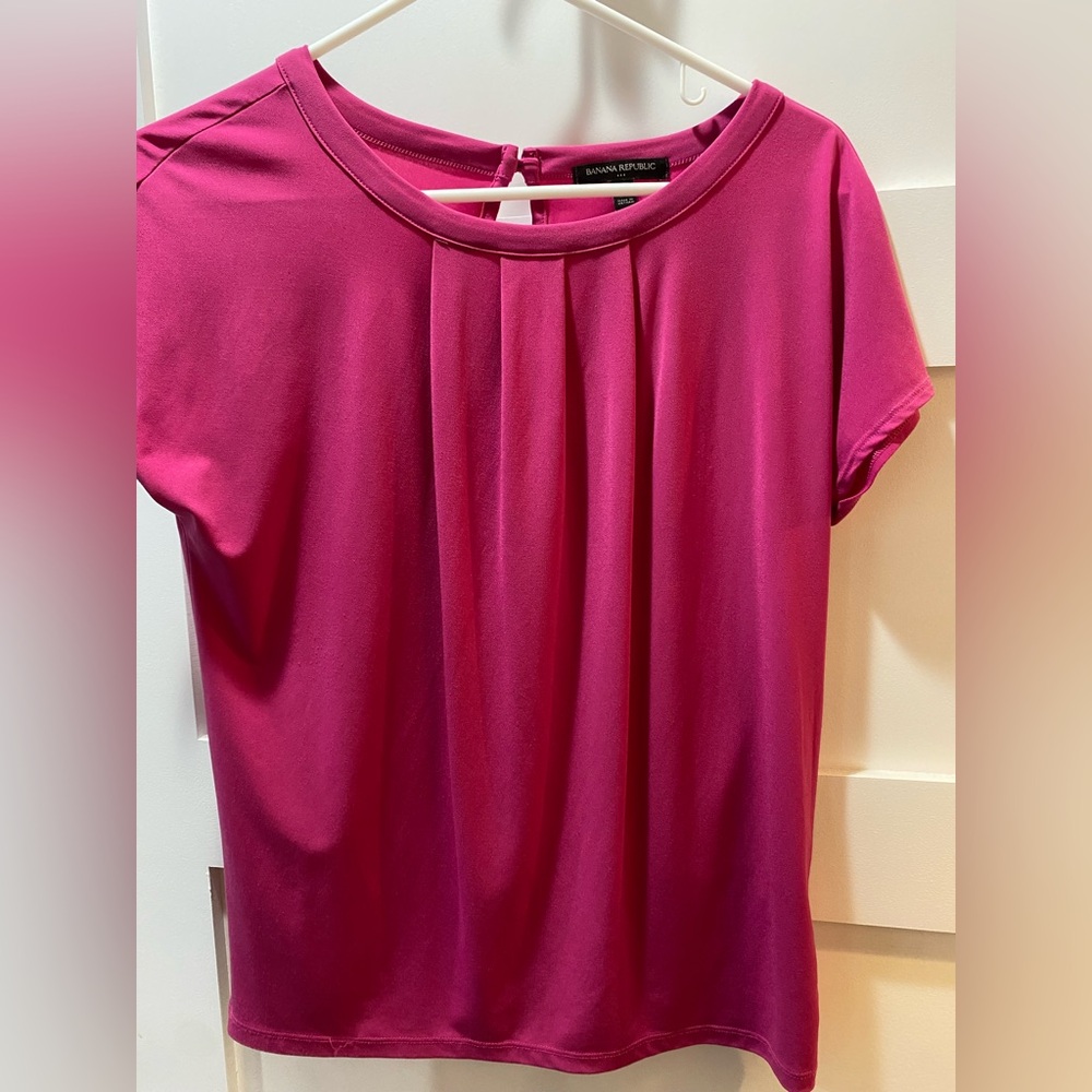 Women’s Banana Republic Top